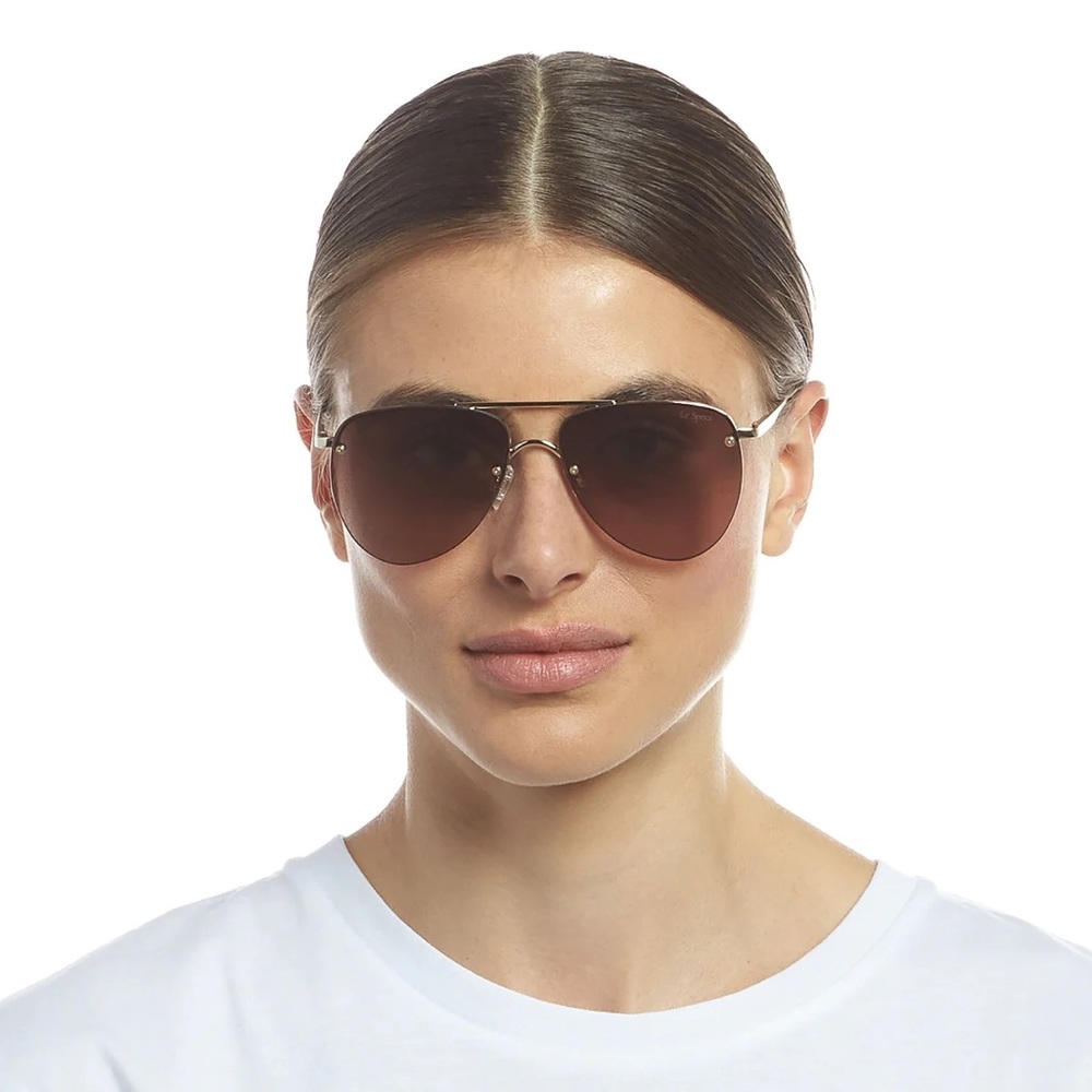 Like New - Le Specs // The Prince Sunglasses in Gold